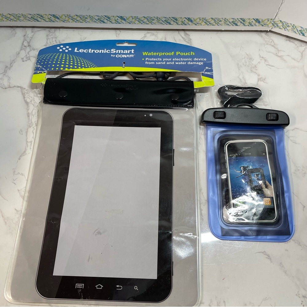 2 set waterproof pouch - tablet/handheld game and phone sizes